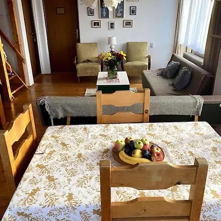 Cosy Mountain By The Pond Appartement *
